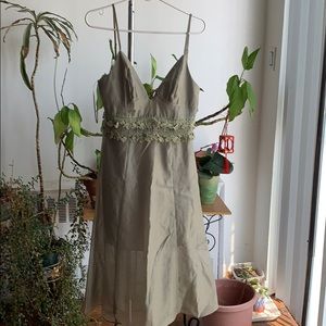 Finders Keepers Olive Midi Dress Sz Small